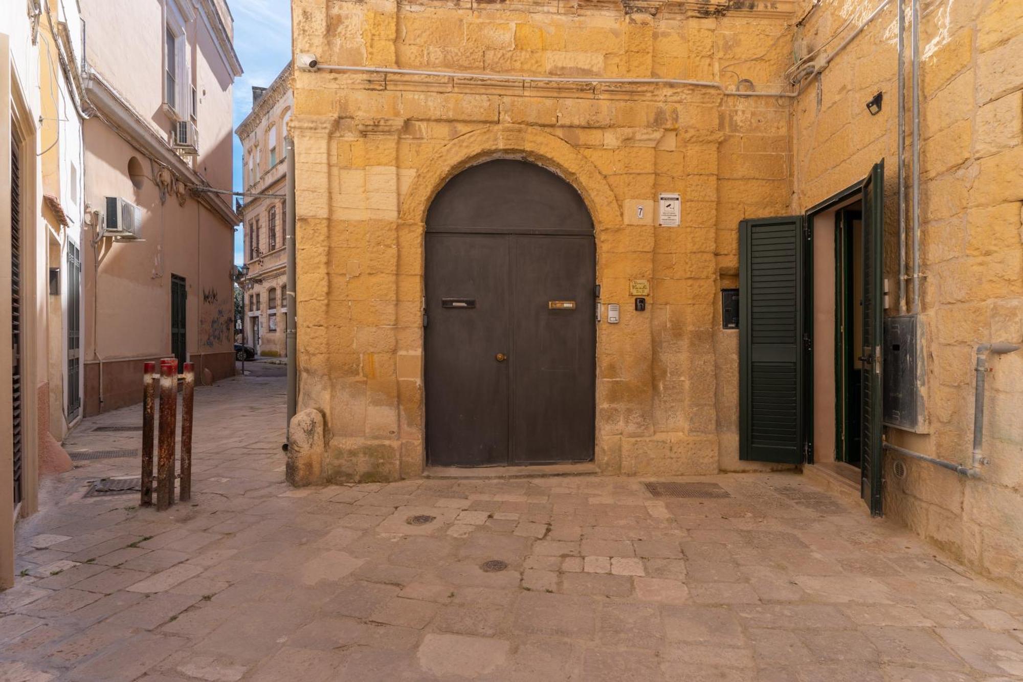 Vico5 Apartment Lecce Exterior foto